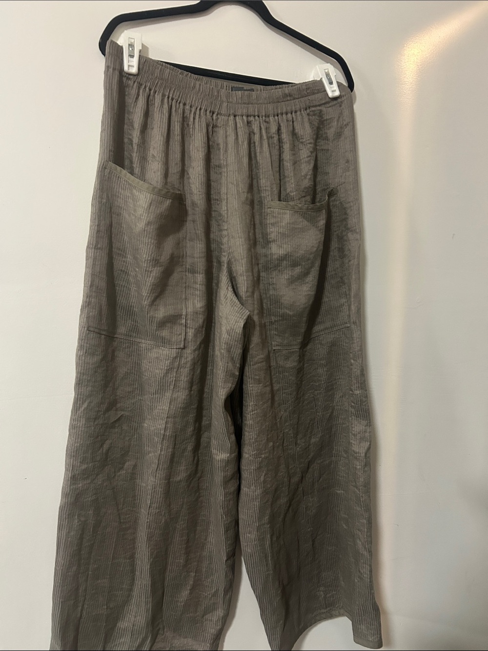 Wide-Leg Corduroy Pull-On Pants in Taupe Gray